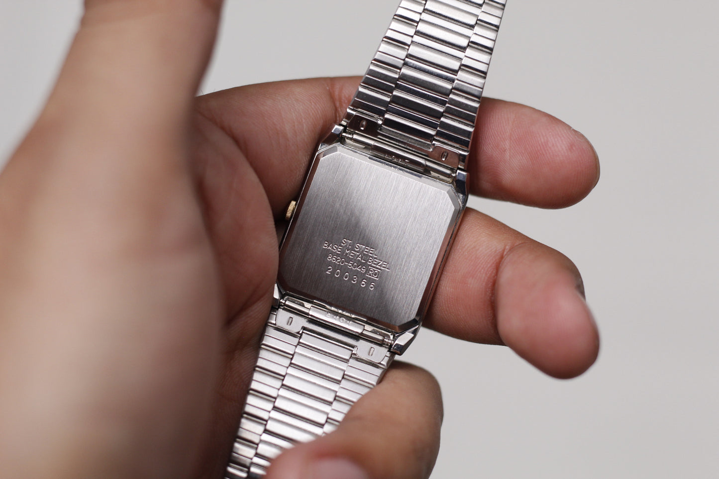 [Near Mint] 1982 Seiko Quartz Straight Grain Gray Dial Two Tone Tank Men's Wrist-Watch