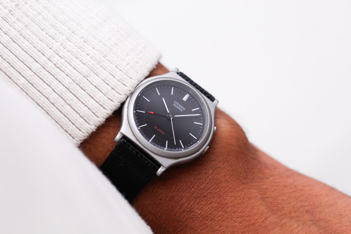 1997 Citizen Quartz Alarm Matte Black Dial Men's Wrist-Watch