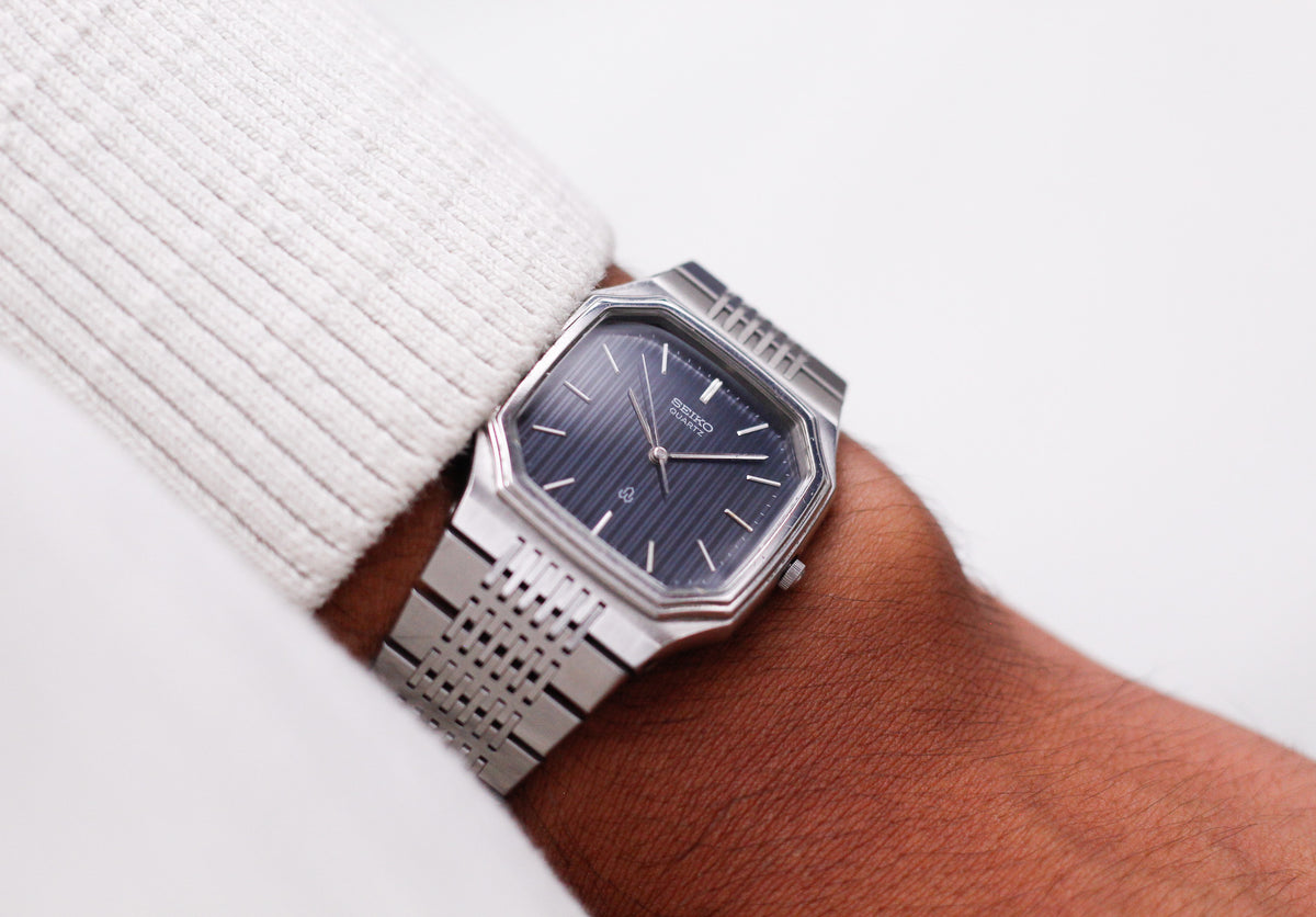 1980 Seiko Quartz Midnight Blue Pinstripe Dial Men's Wrist-Watch