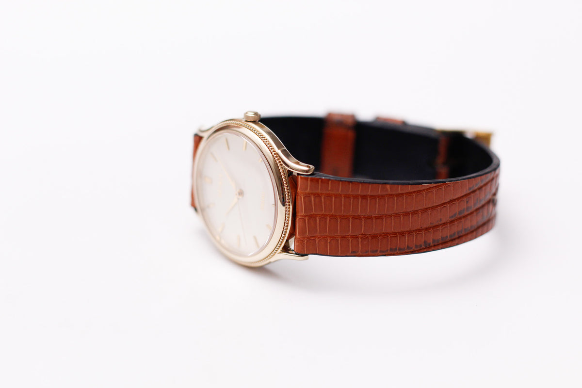 1992 Seiko Spirit Light Cream Dial Medallion Bezel Men's Wrist-Watch