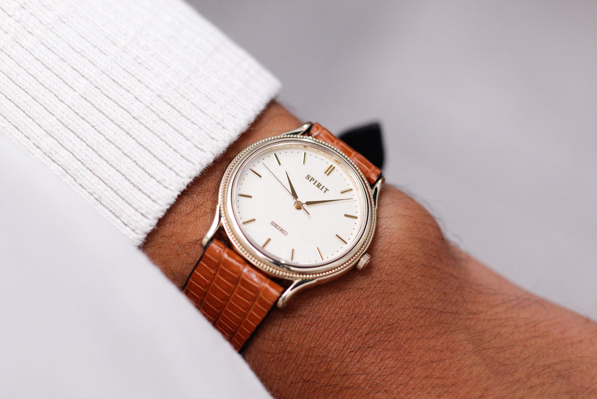 1992 Seiko Spirit Light Cream Dial Medallion Bezel Men's Wrist-Watch