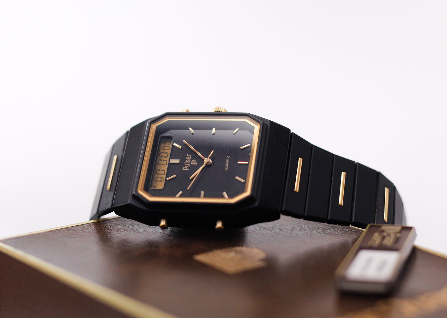 [Near Mint] 1986 Pulsar Quartz Ana-Digi Deep Black Dial Men's Wrist-Watch W/Box