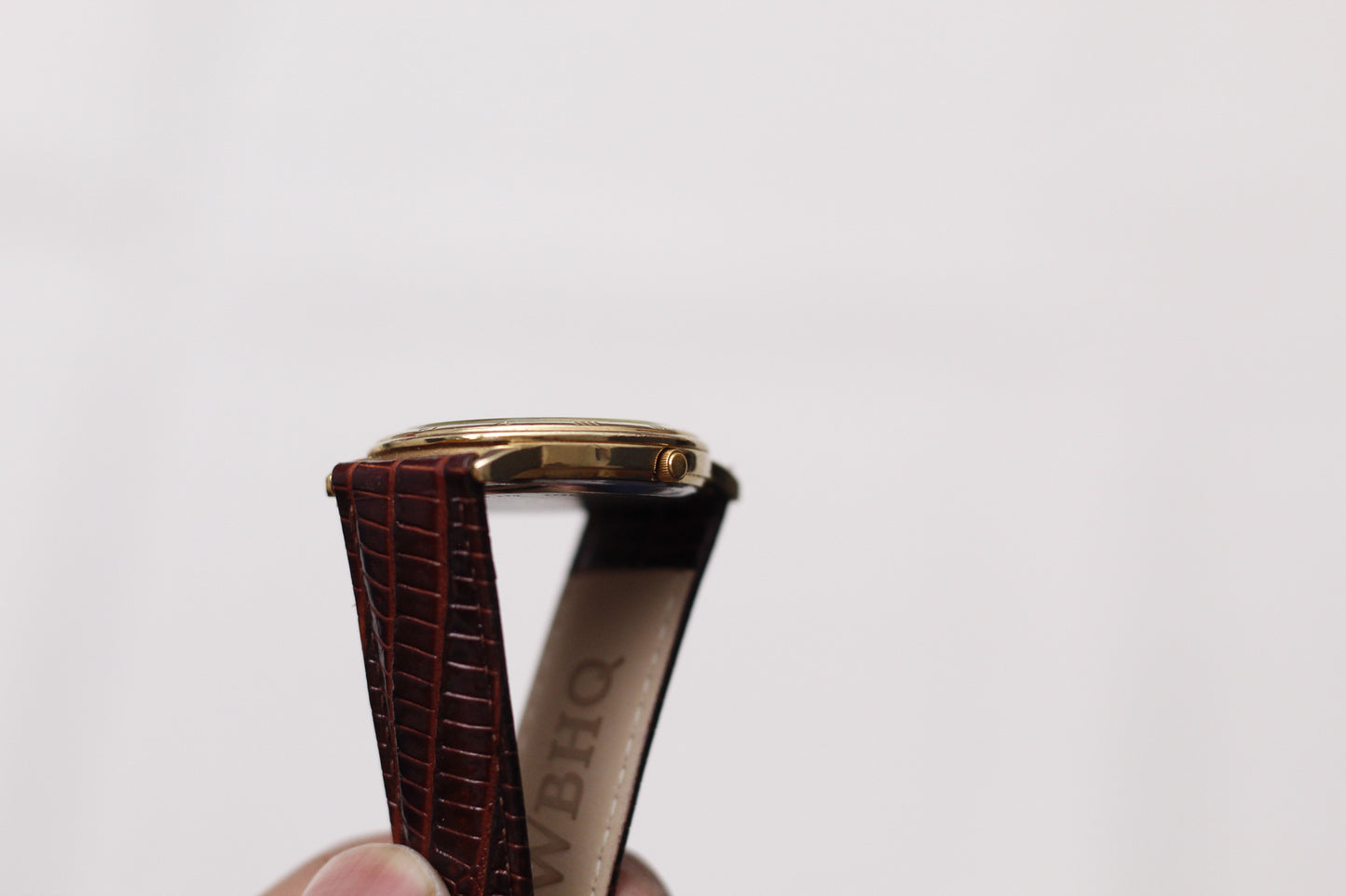 2006 Citizen Quartz Pale Golden Dial Roman Gold Toned Case Men's Wrist-Watch