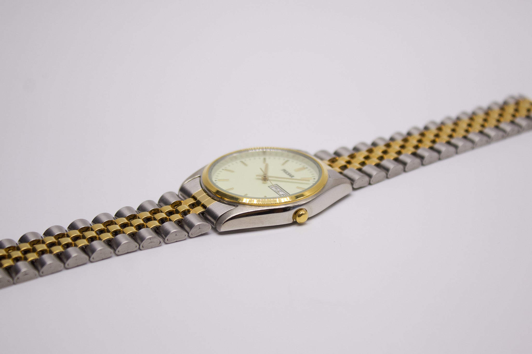 Mint] 2006 Pulsar Quartz 'Flashlight Dial' Two Tone Men's Wrist