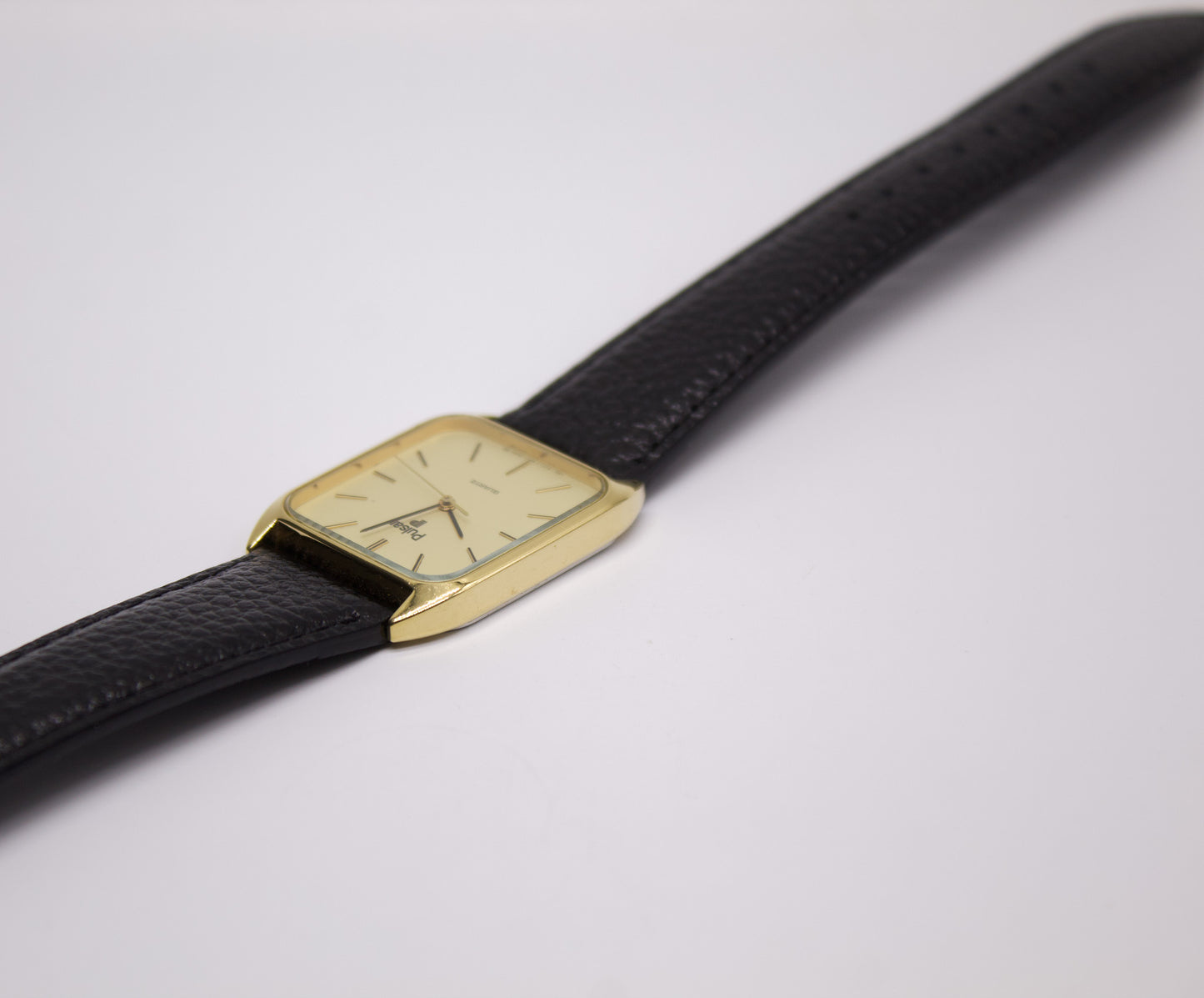 1997 Pulsar Straight Grain Golden Dial Men's Wrist-Watch