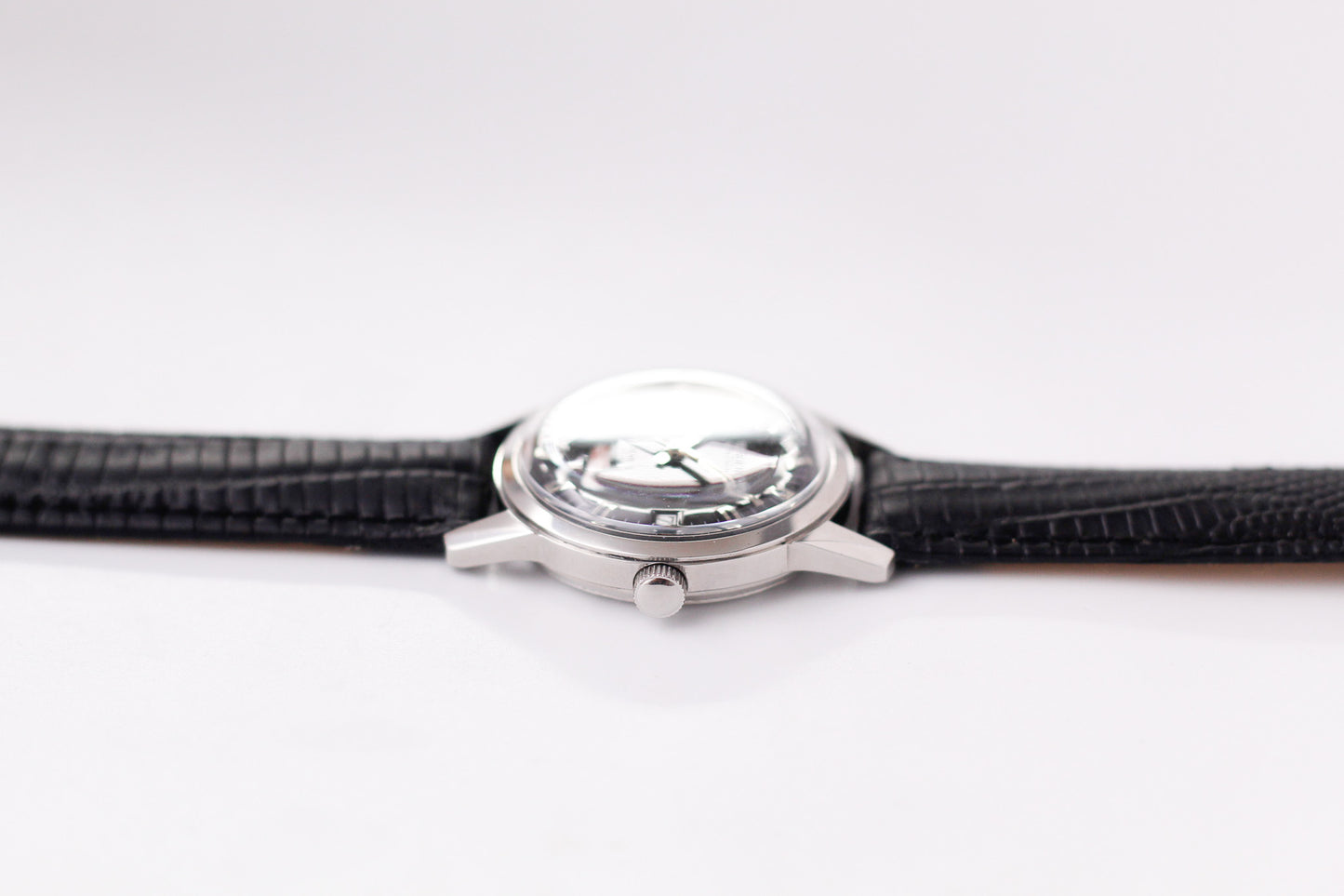 [Serviced] 1960s Gruen Mechanical Day-Date Inky Black Dial Men's Wrist-Watch