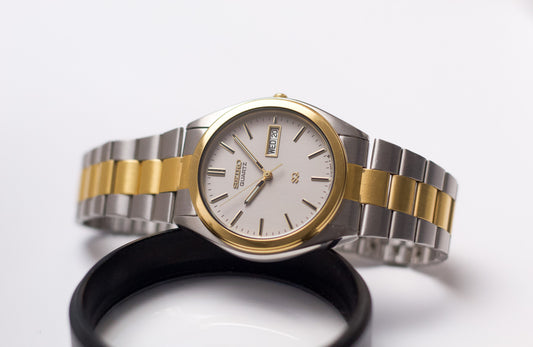 1990 Seiko SQ Two Tone Gray Dial Men's Wrist-Watch