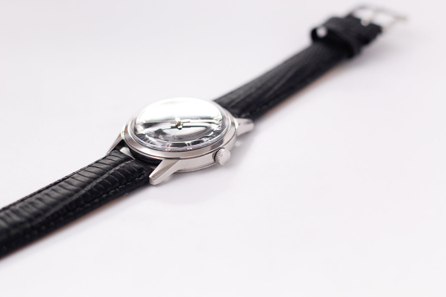 [Serviced] 1960s Gruen Mechanical Day-Date Inky Black Dial Men's Wrist-Watch