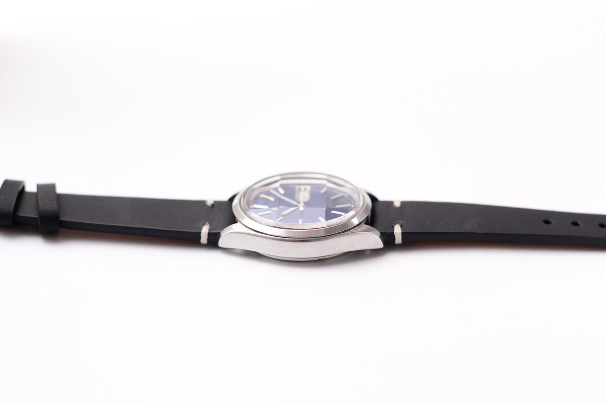 1977 Pulsar Quartz Marine Blue Dial Faceted Crystal Men's Wrist-Watch