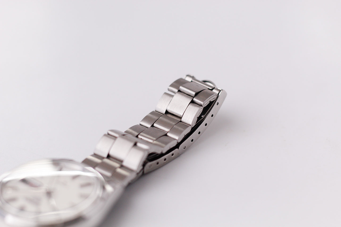 [Serviced] 1979 Seiko Automatic Silver Straight Grain Dial Men's Wrist-Watch