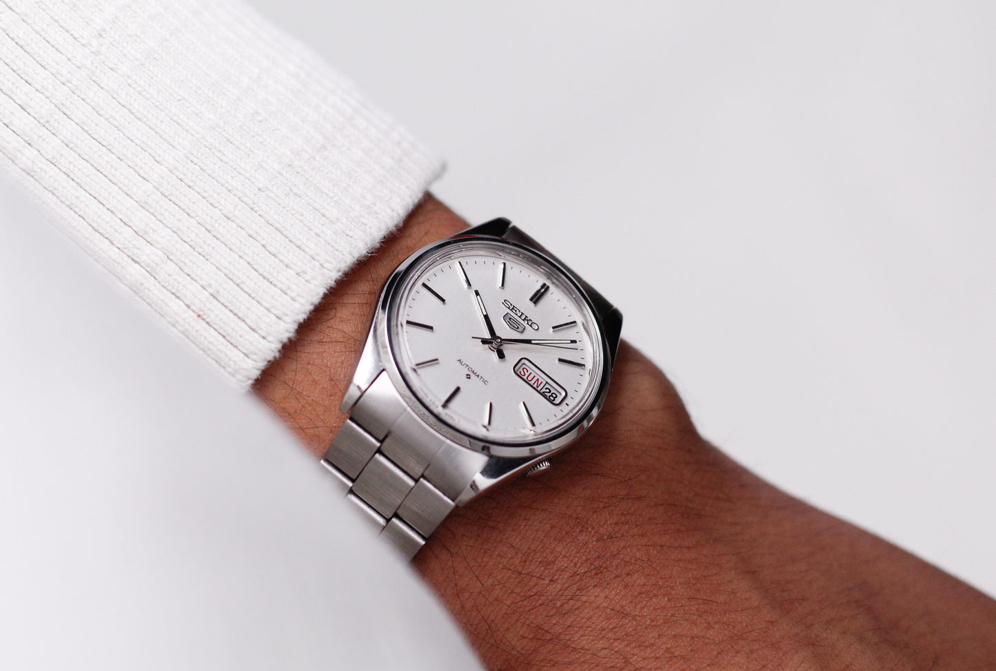 [Serviced] 1979 Seiko Automatic Silver Straight Grain Dial Men's Wrist-Watch