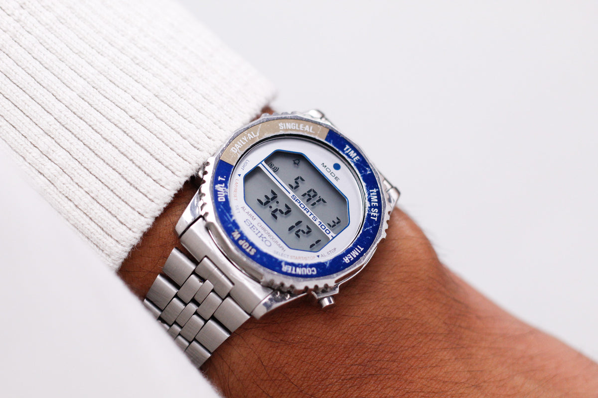 1983 Seiko Quartz Digital 'Rotocall' Blue Bezel Men's Wrist-Watch