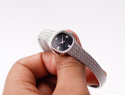 1990s Gruen Quartz Black Waffle Dial Ladies' Wrist-Watch
