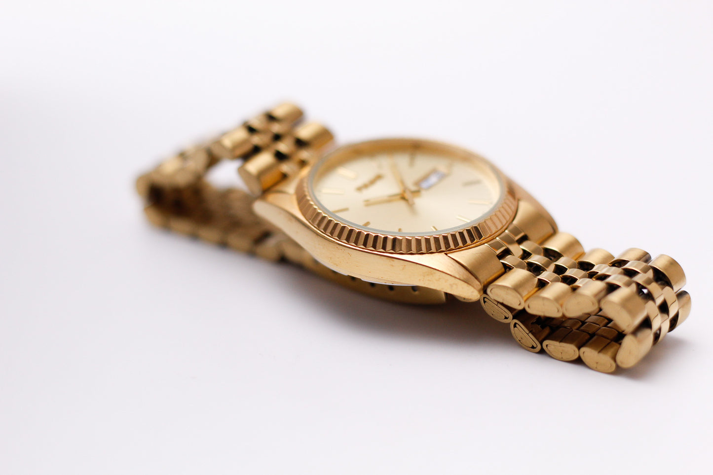 2000s Pulsar 'Baby Day-Date' Gold Toned Men's Wrist-Watch