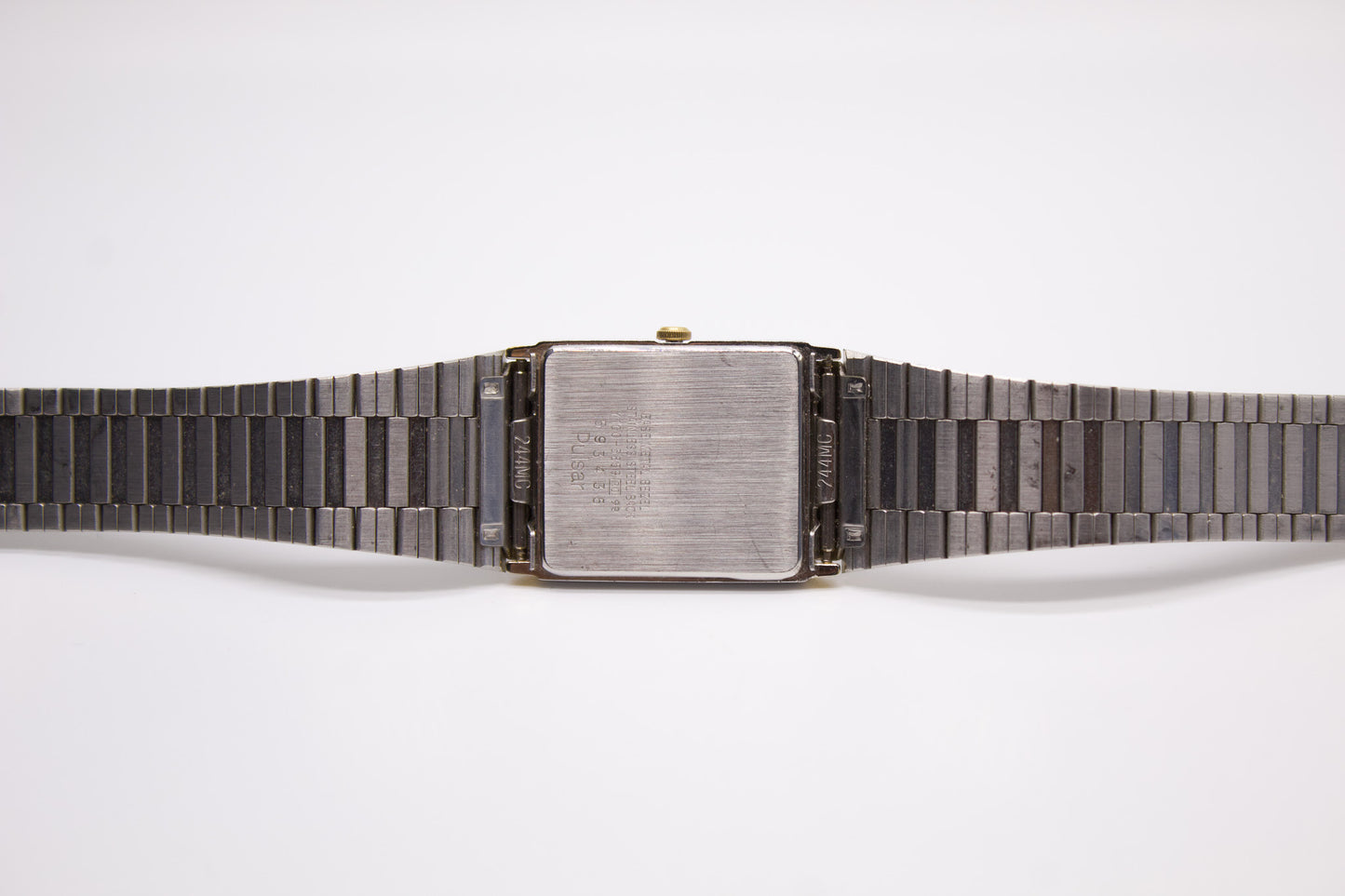 1995 Pulsar Quartz Tank Straight Grain Black Dial Men's Wrist-Watch