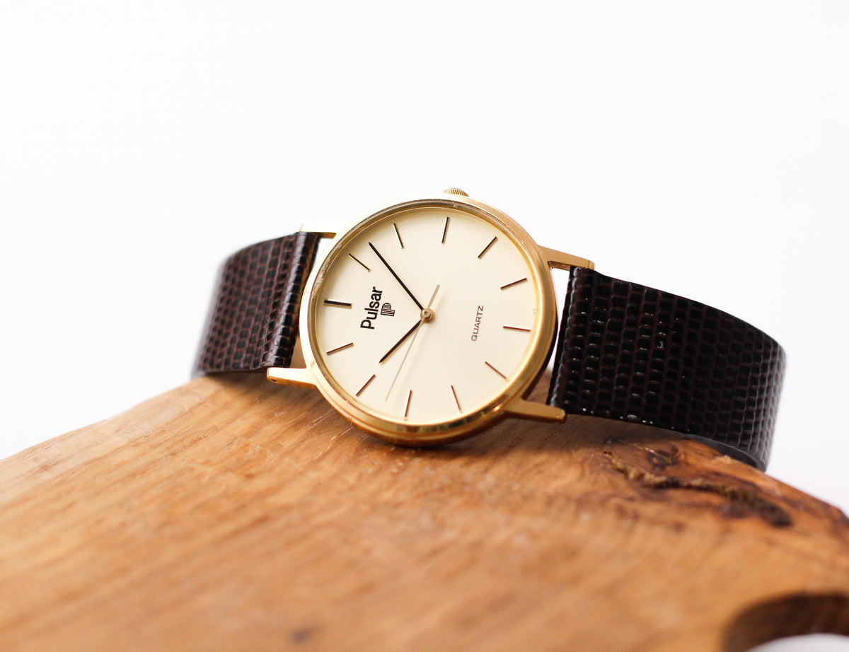 1996 Pulsar Quartz Golden Sunburst Dial Men's Wrist-Watch