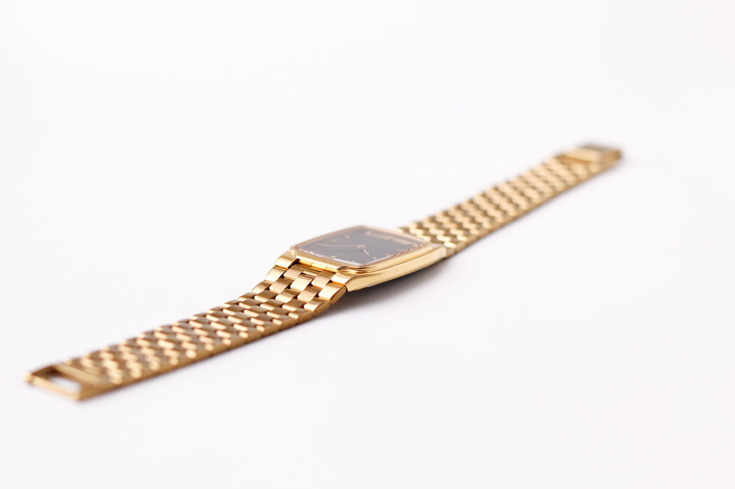 1989 Seiko Quartz Inky Black Dial Gold Toned Case Men's Wrist-Watch