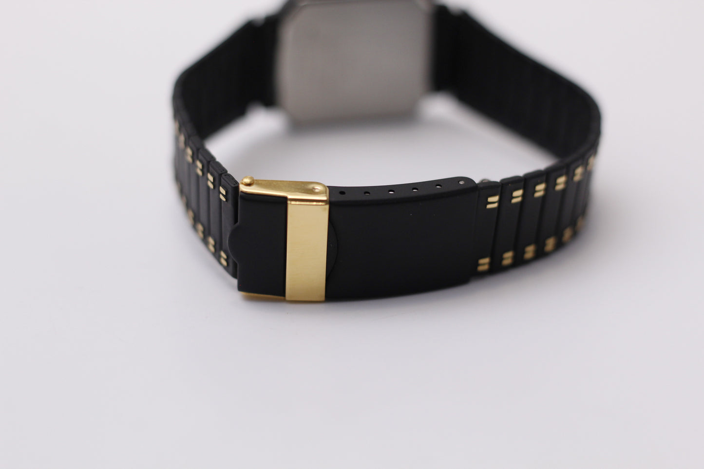 [Mint] 1996 Pulsar Quartz Bi-Textured Inky Black Dial Men's Wrist-Watch