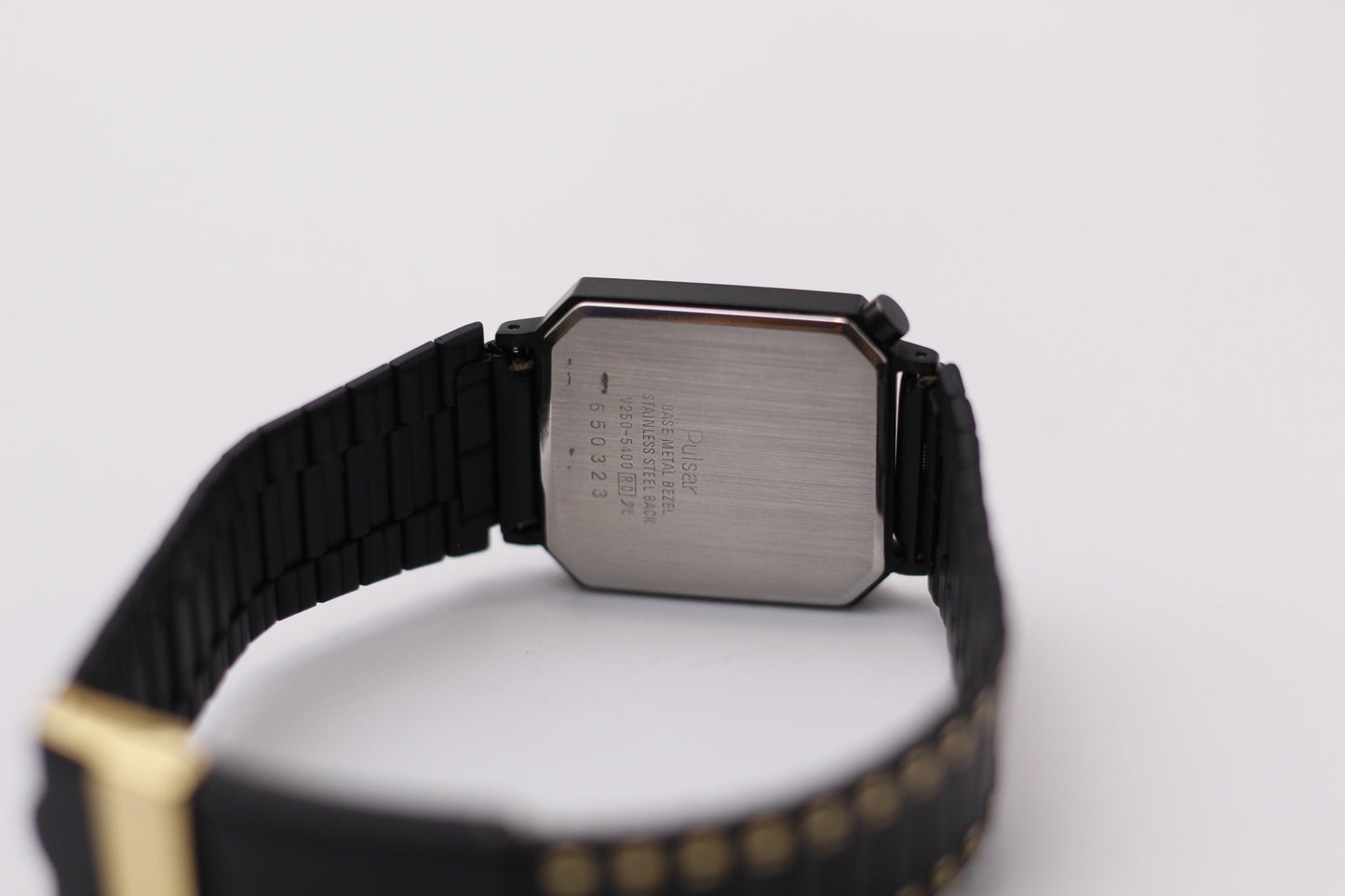 [Mint] 1996 Pulsar Quartz Bi-Textured Inky Black Dial Men's Wrist-Watch