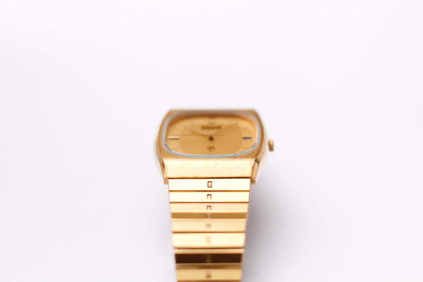 1982 Seiko SQ Light Golden Dial Men's Wrist-Watch
