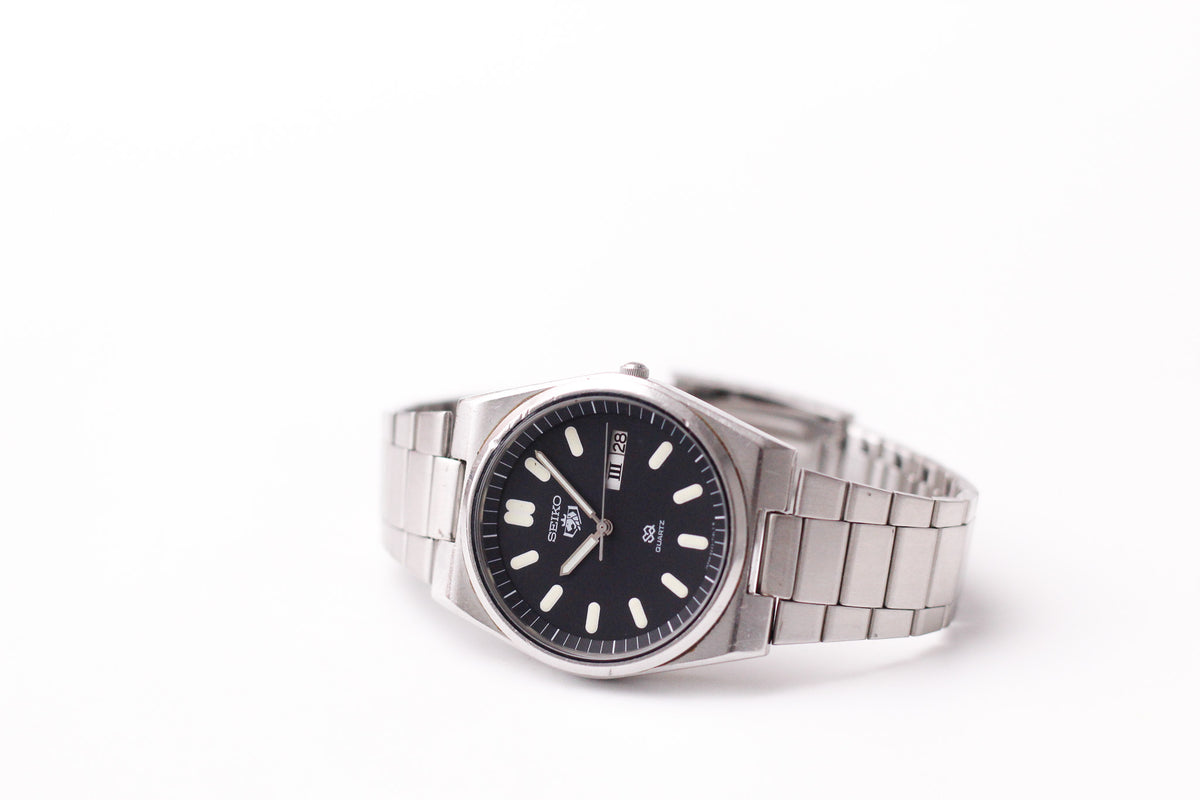 1981 Seiko Quartz Lionhead Dial Men's Wrist-Watch