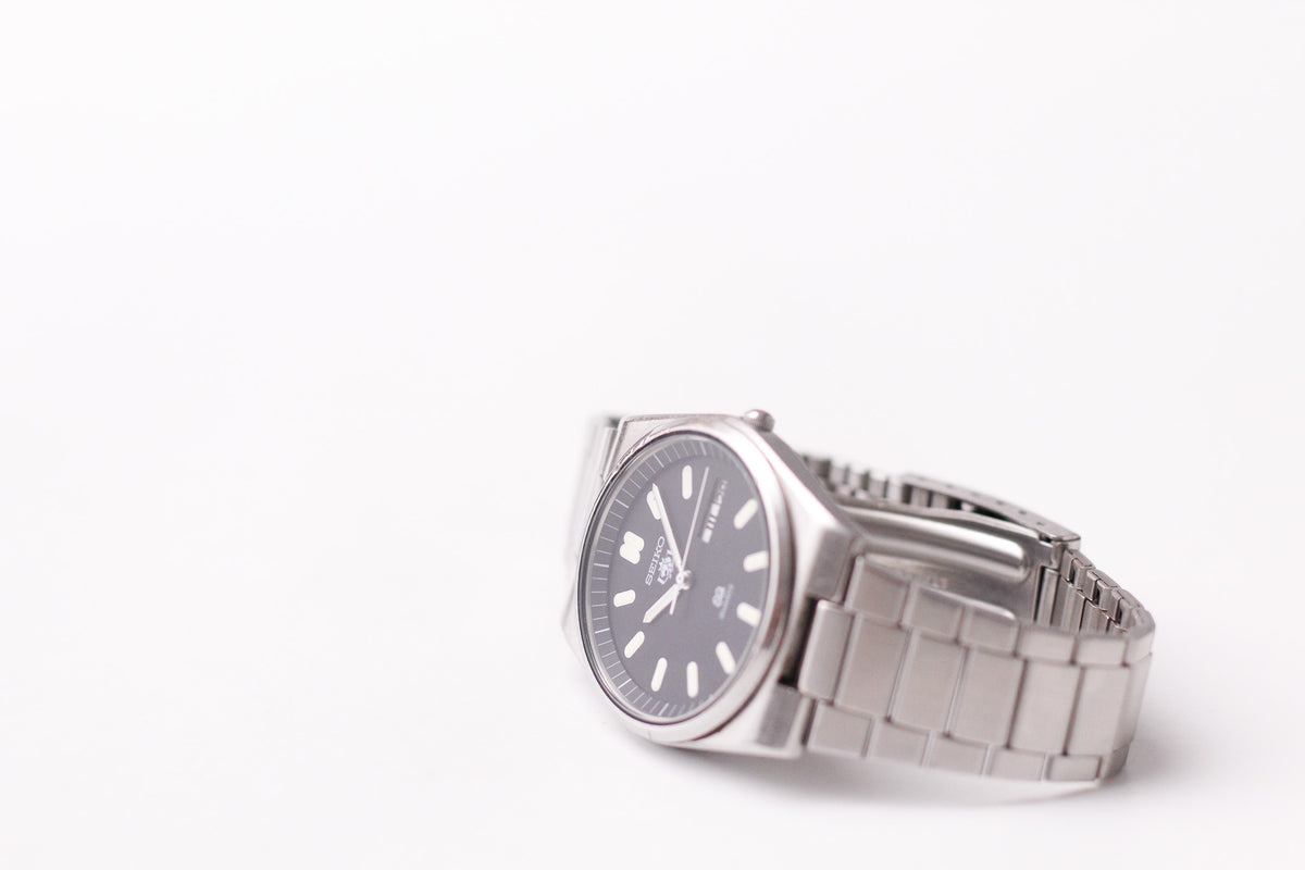 1981 Seiko Quartz Lionhead Dial Men's Wrist-Watch