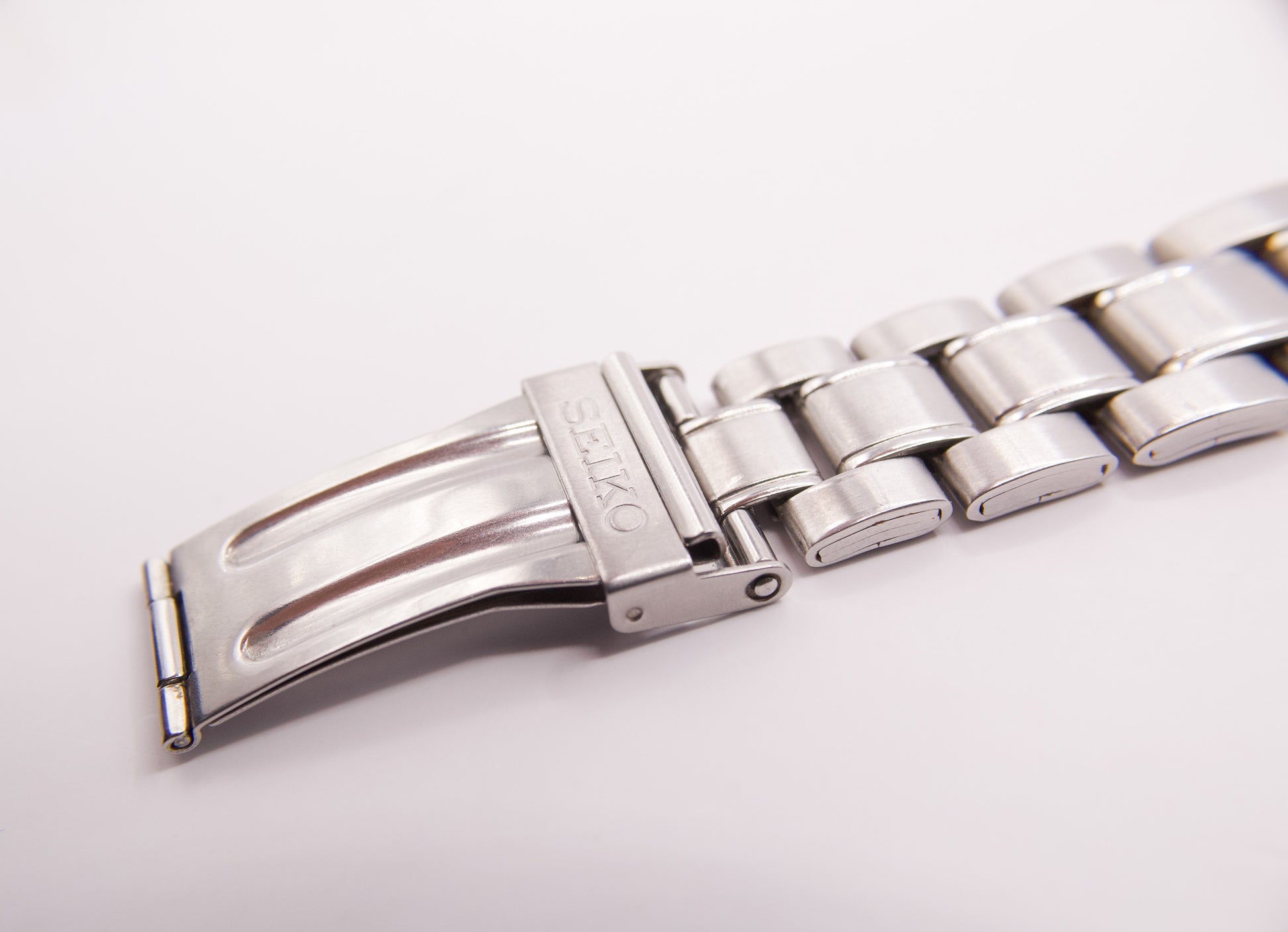 Montre Swatch chronographe flash arraw (D'occasion) à Versoix pour CHF Montre Swatch chronographe flash arraw (D'occasion) à Versoix pour CHF