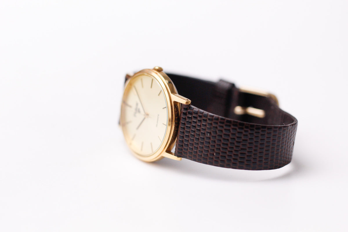 1996 Pulsar Quartz Golden Sunburst Dial Men's Wrist-Watch