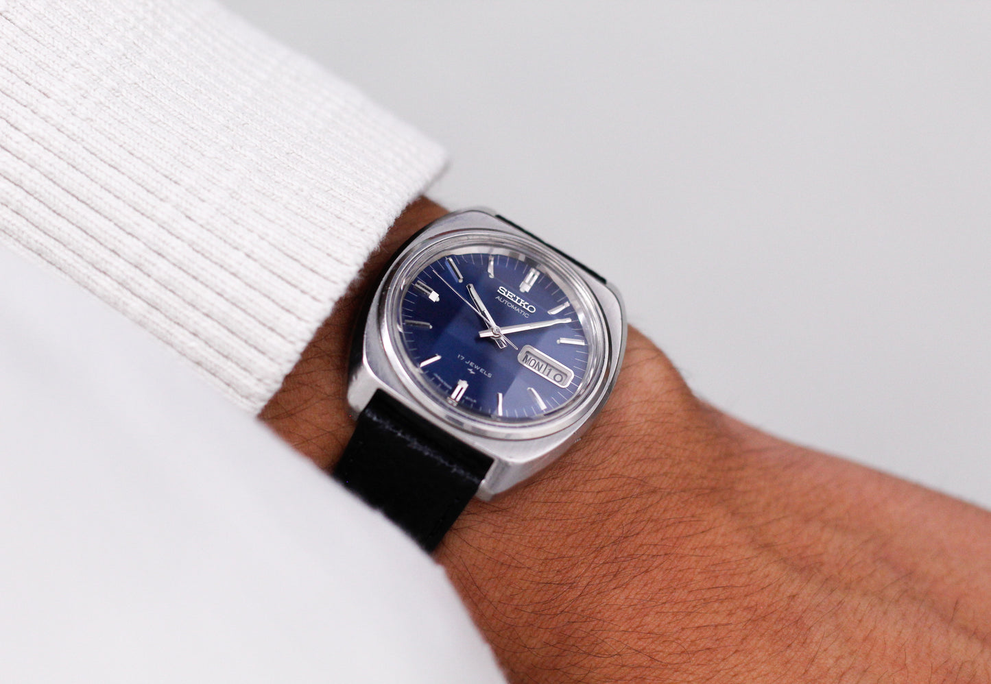[Serviced] 1976 Seiko Automatic Marine Blue Dial Faceted Crystal Men's Wrist-Watch