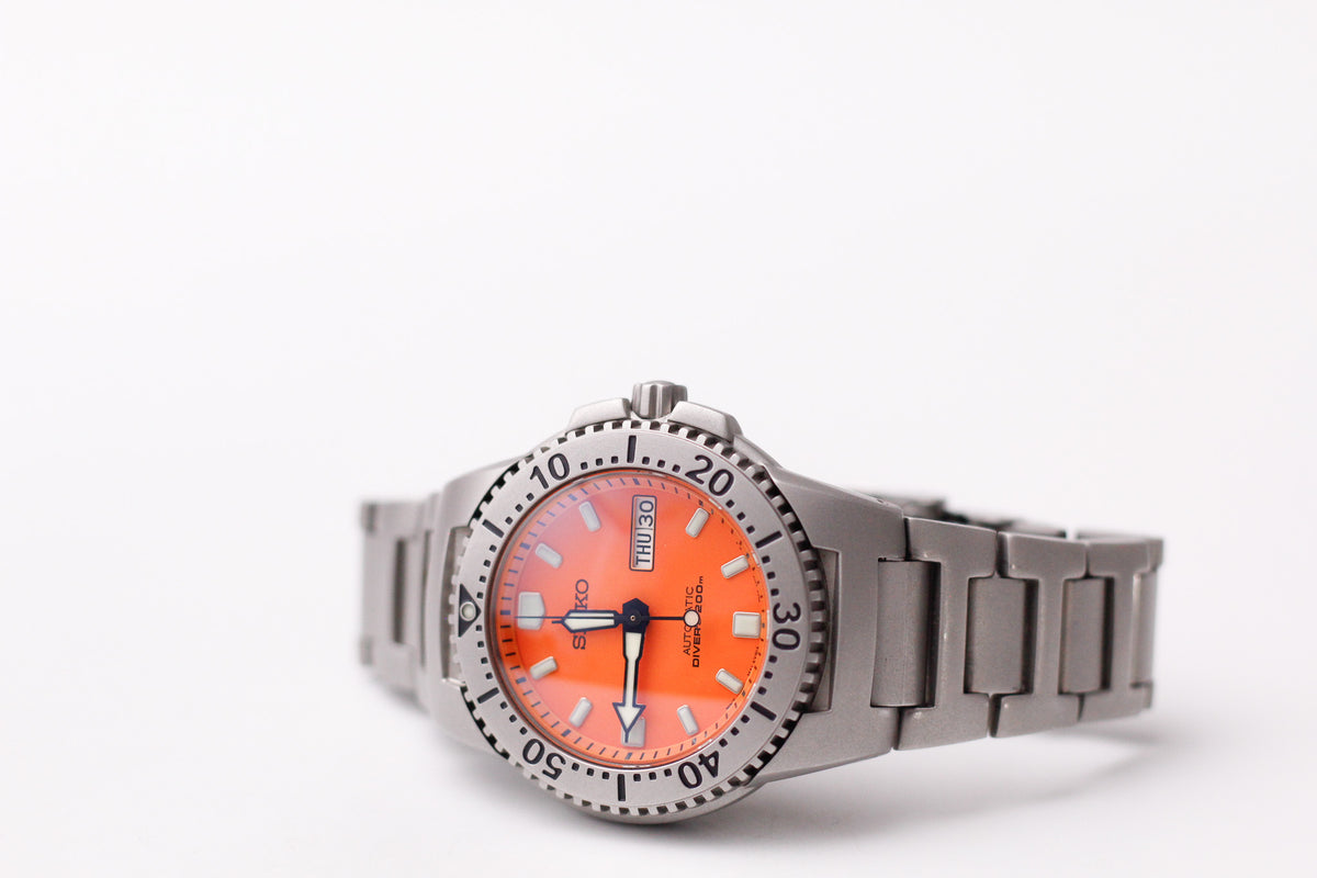 2006 Seiko SKXA61 'Orange Knight' Automatic Men's Wrist-Watch