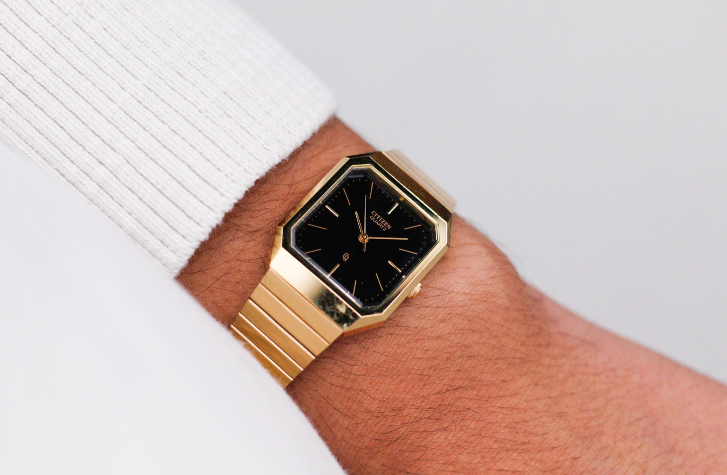 1990 Citizen Quartz Inky Black Dial Men's Wrist-Watch