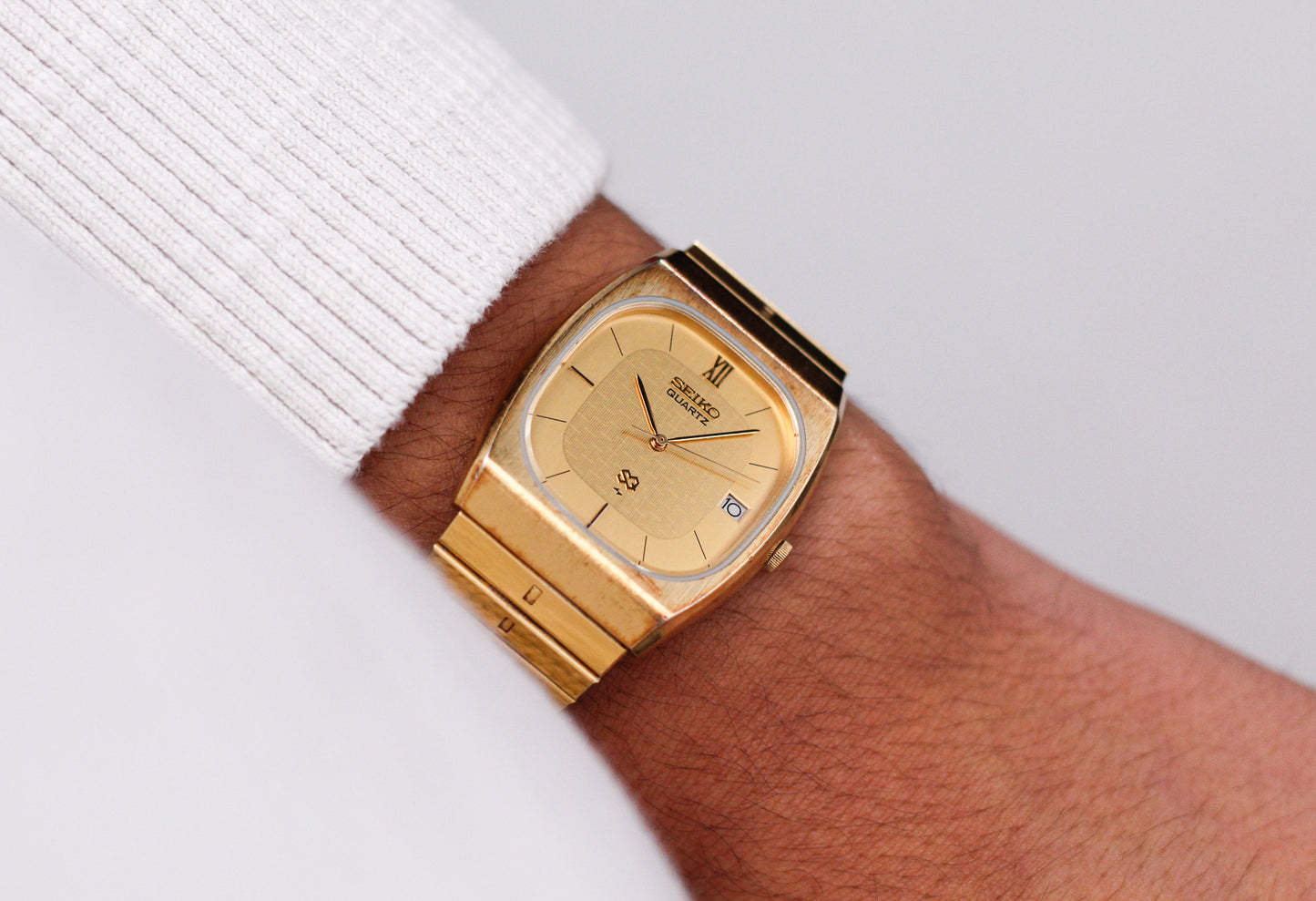 1982 Seiko SQ Light Golden Dial Men's Wrist-Watch