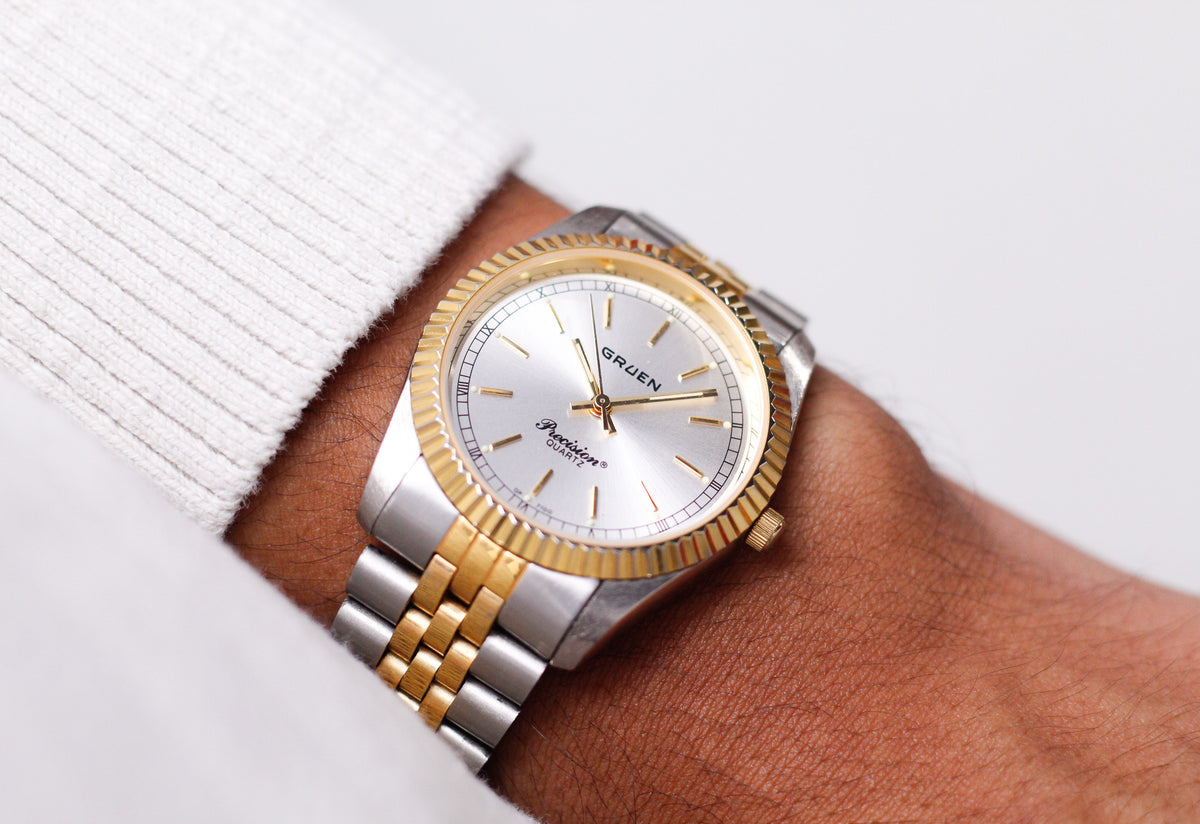 1990s Gruen Precision Quartz Silver Sunburst Dial Two Tone Case Men's Wrist-Watch W/Box