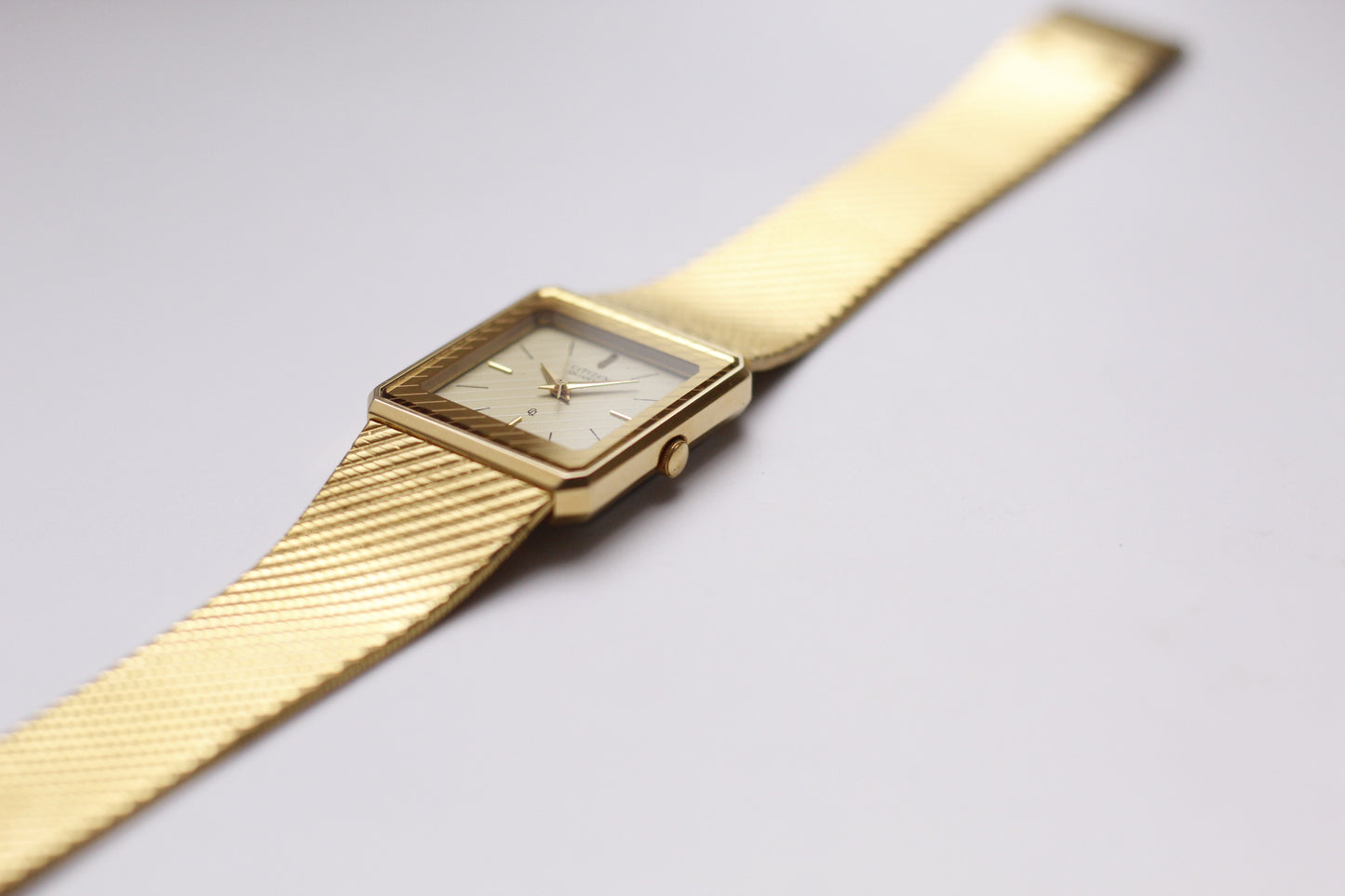 1995 Citizen Quartz Golden Striped Dial Tank Men's Wrist-Watch