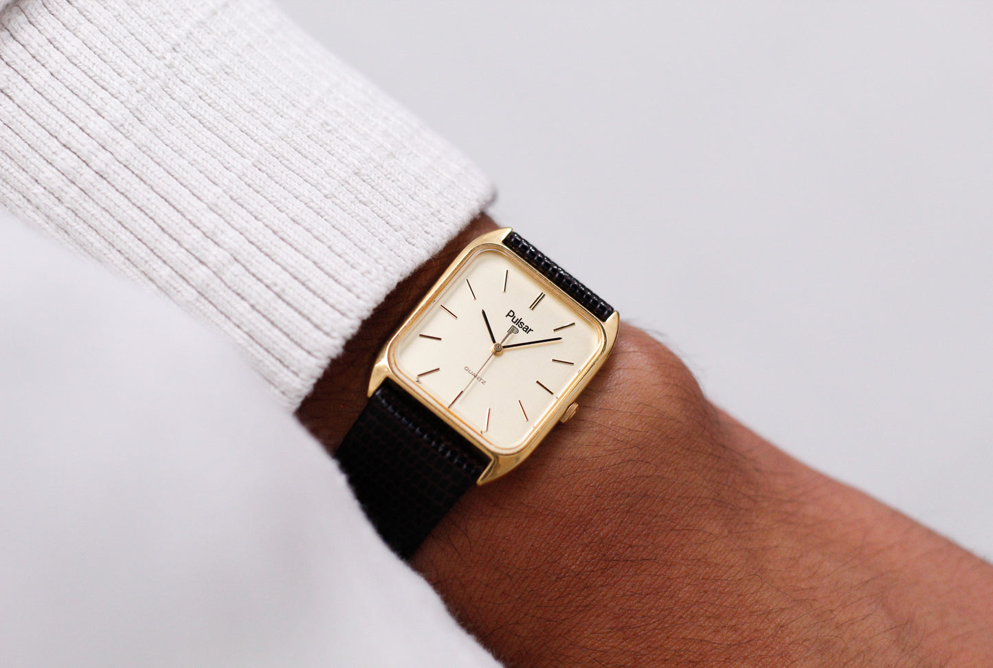 [Near Mint] 1985 Pulsar Quartz Light Golden Dial Men's Wrist-Watch