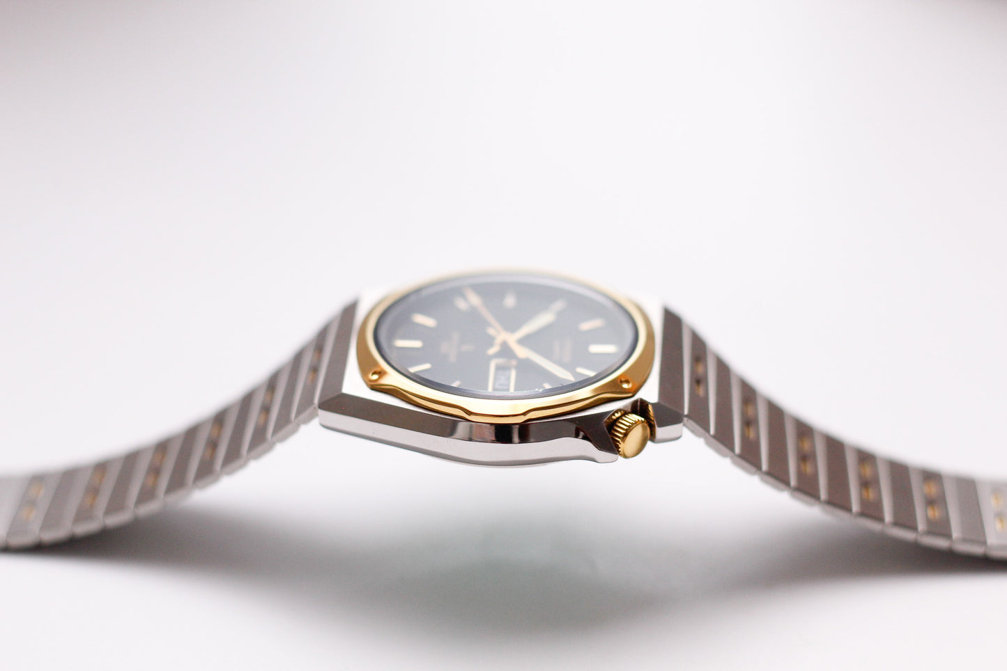 [Near Mint] 1986 Citizen CQ Quartz Matte Black Dial Two Tone Men's Wrist-Watch W/Box