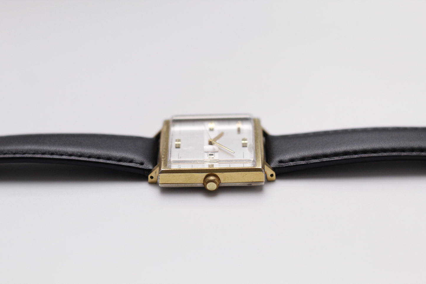 [Serviced] 1969 Seiko Mechanical Straight Grain Silver Dial Men's Wrist-Watch