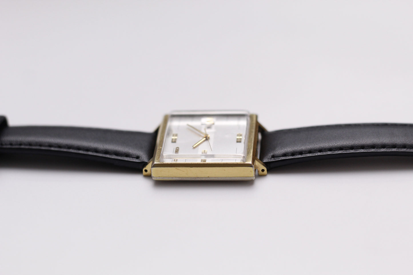[Serviced] 1969 Seiko Mechanical Straight Grain Silver Dial Men's Wrist-Watch