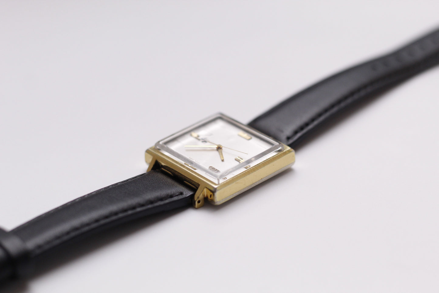 [Serviced] 1969 Seiko Mechanical Straight Grain Silver Dial Men's Wrist-Watch
