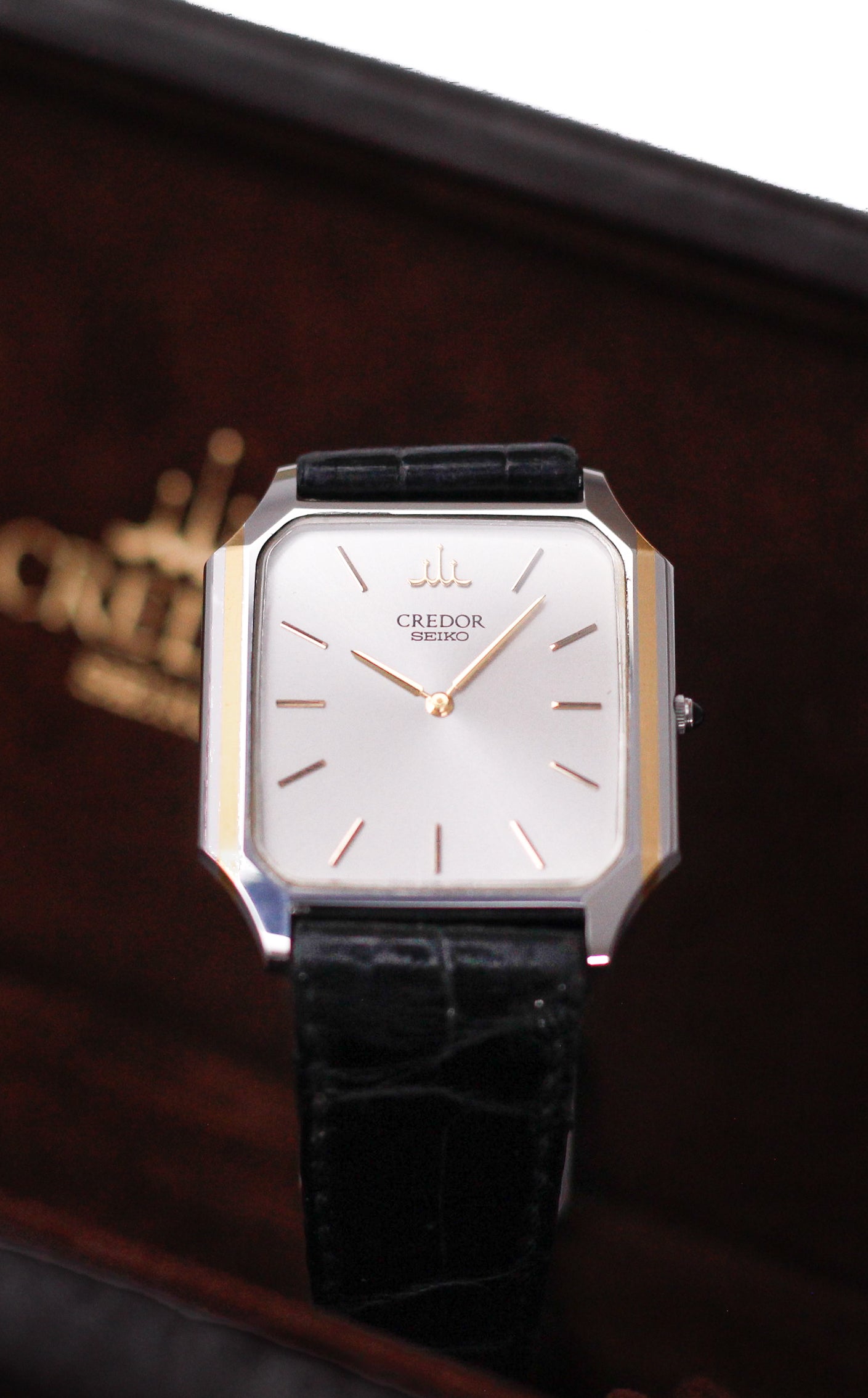 [Reserved] Near Mint 1982 Credor Silver Sunburst Dial Men's Wrist-Watch W/Box