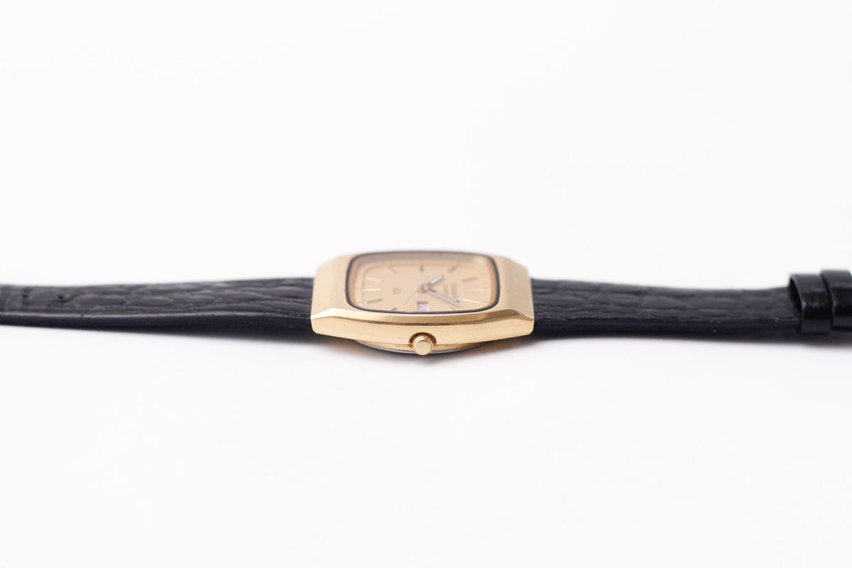 1984 Seiko Quartz Straight Grain Golden Dial TV Case Men's Wrist-Watch