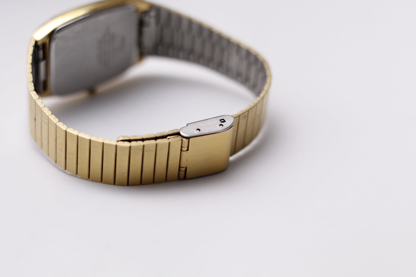 1984 Pulsar Quartz Striped Golden Dial Men's Wrist-Watch