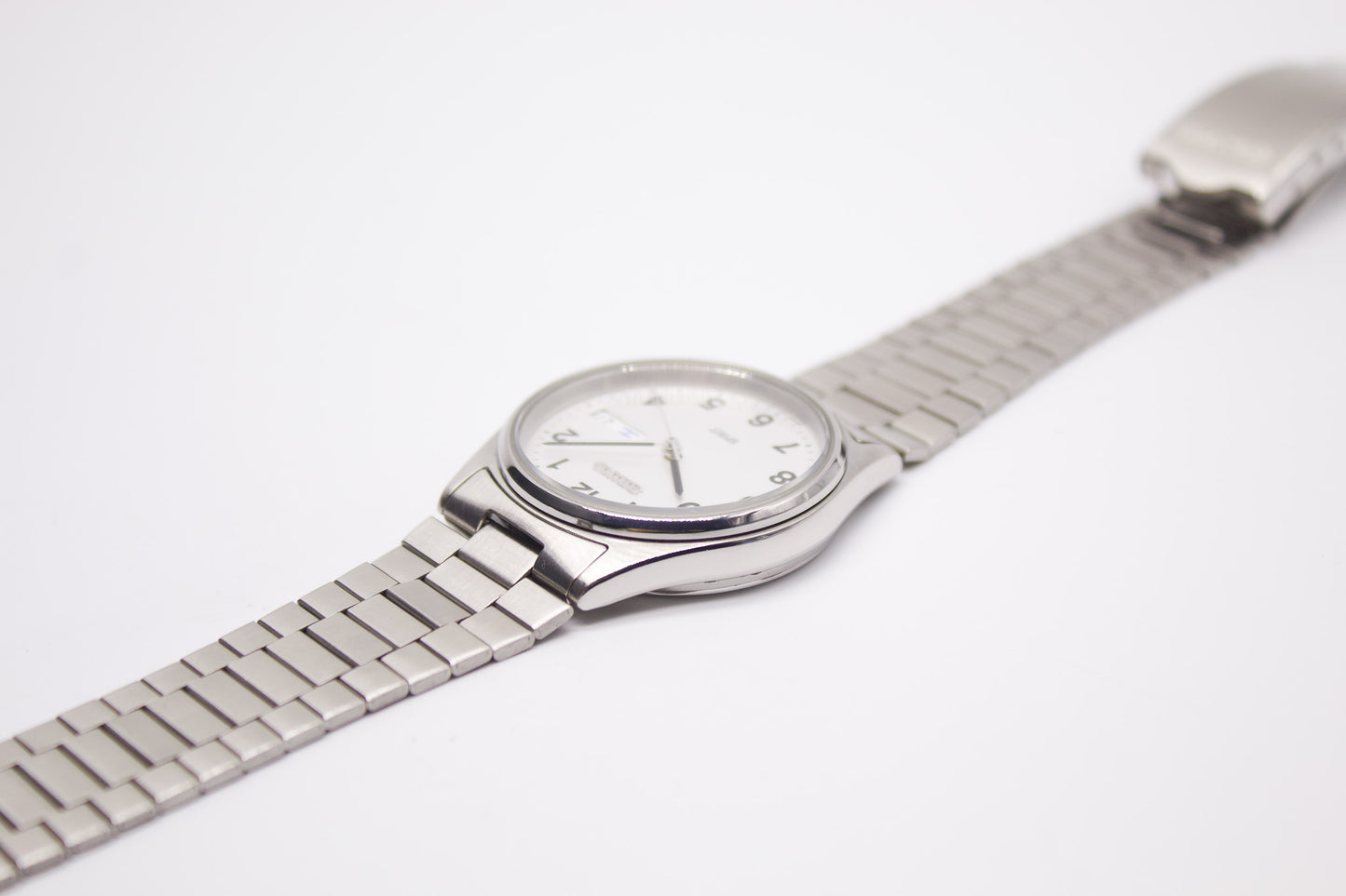 1995 Seiko Spirit Silver Quartz Men's Wrist-Watch