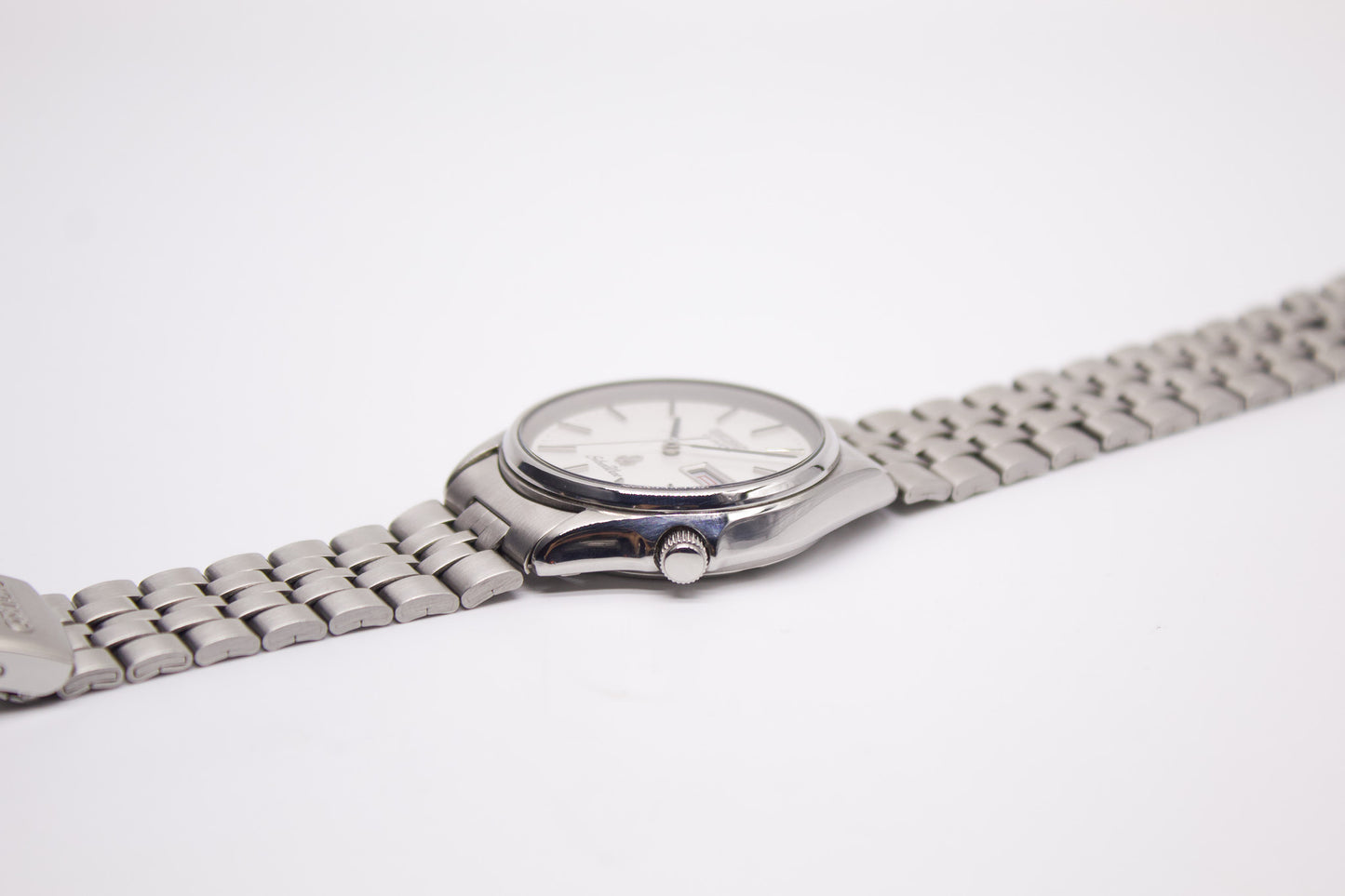 1980 Seiko Silverwave Quartz Straight Grain Silver Dial Men's Wrist-Watch