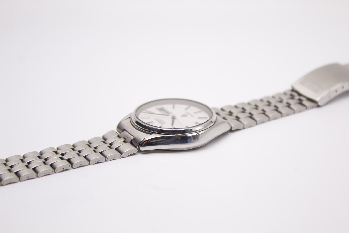 1980 Seiko Silverwave Quartz Straight Grain Silver Dial Men's Wrist-Watch
