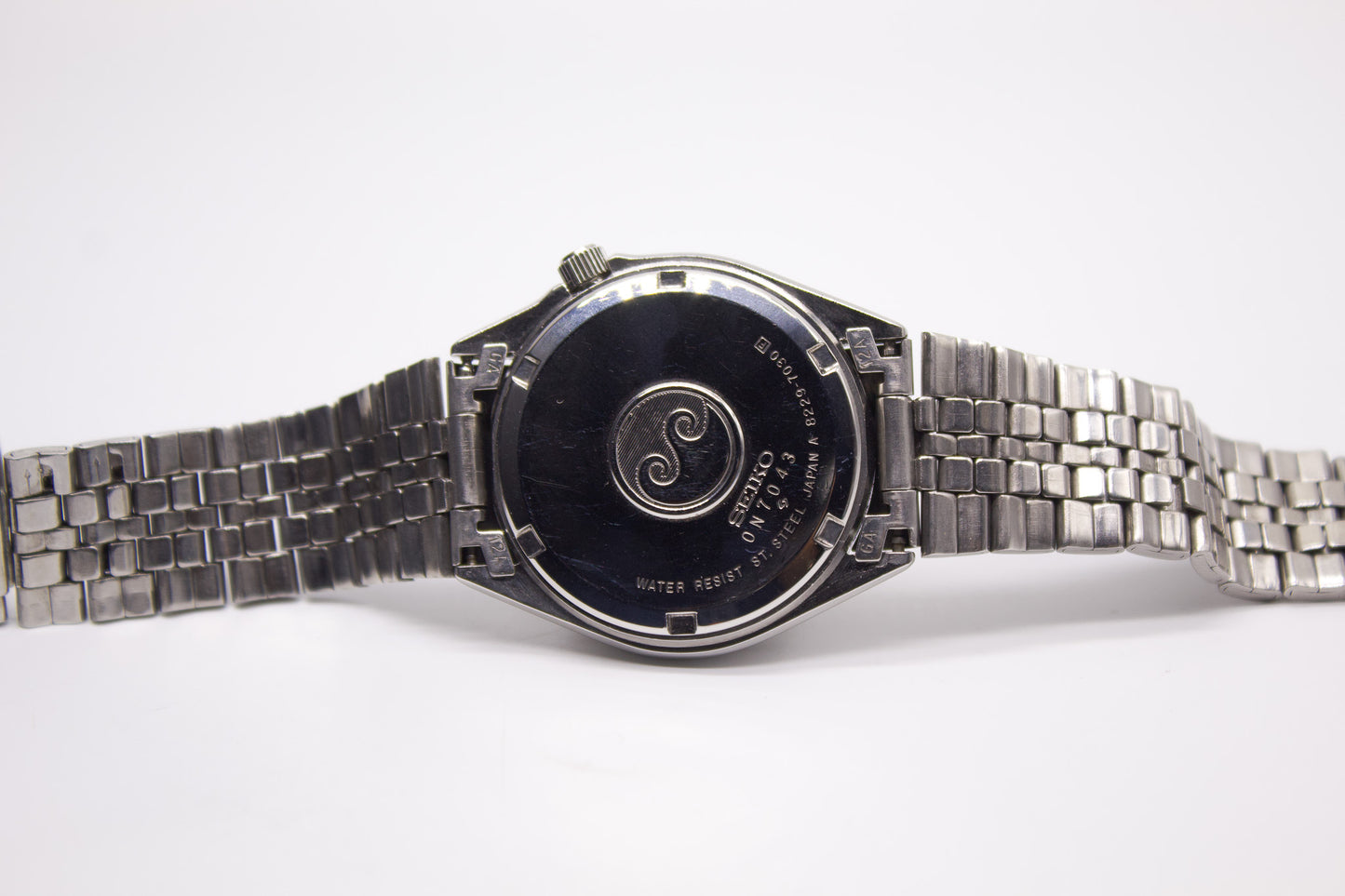 1980 Seiko Silverwave Quartz Straight Grain Silver Dial Men's Wrist-Watch