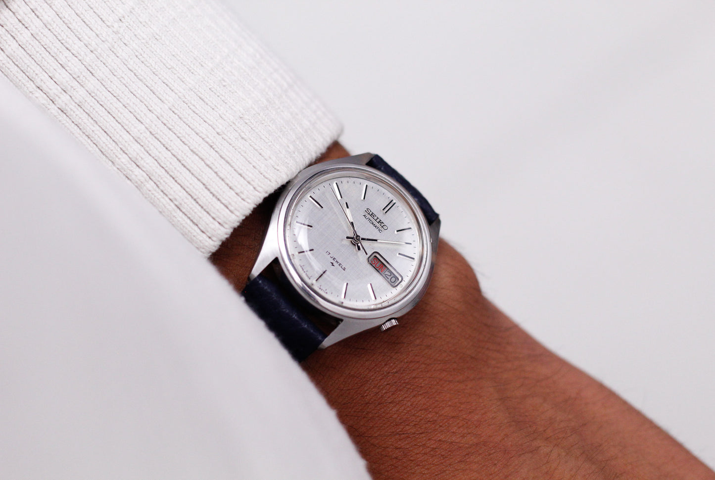 [Serviced] 1980 Seiko Automatic Silver Linen Dial Men's Wrist-Watch