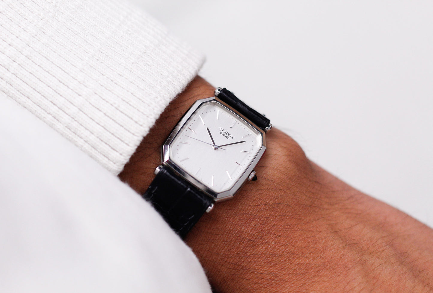 1982 Credor Straight Grain Silver Dial Faceted Crystal Men's Wrist-Watch