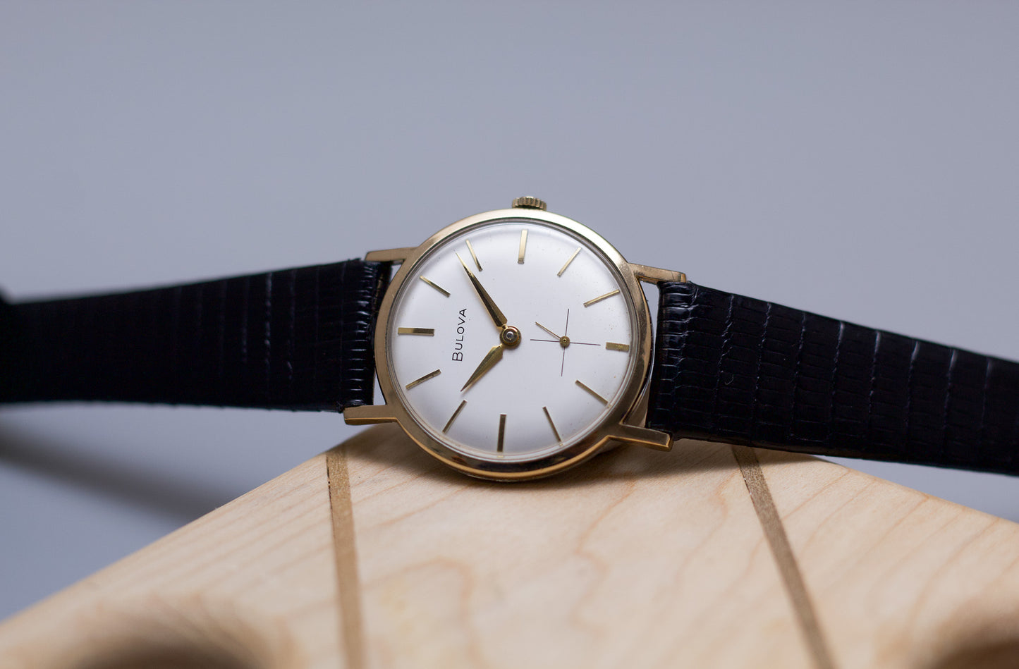1960 Bulova Mechanical 'Baby Calatrava' Cream White Dial Men's Wrist-Watch