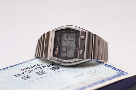 1977 JDM Seiko Quartz LC Alarm Men's Wrist-Watch W/Box & Papers